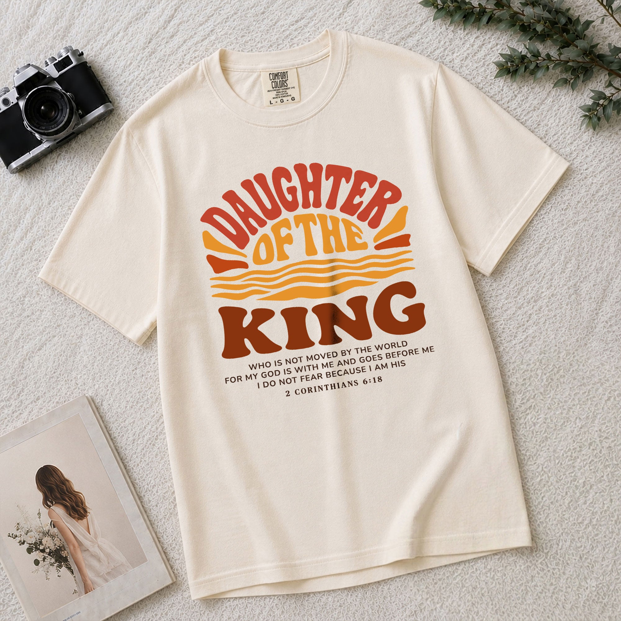 Daughter Of The King Retro Sunset Waves 2 Corinthians 6 18 Christian T Shirt Women - Rust Field Wear