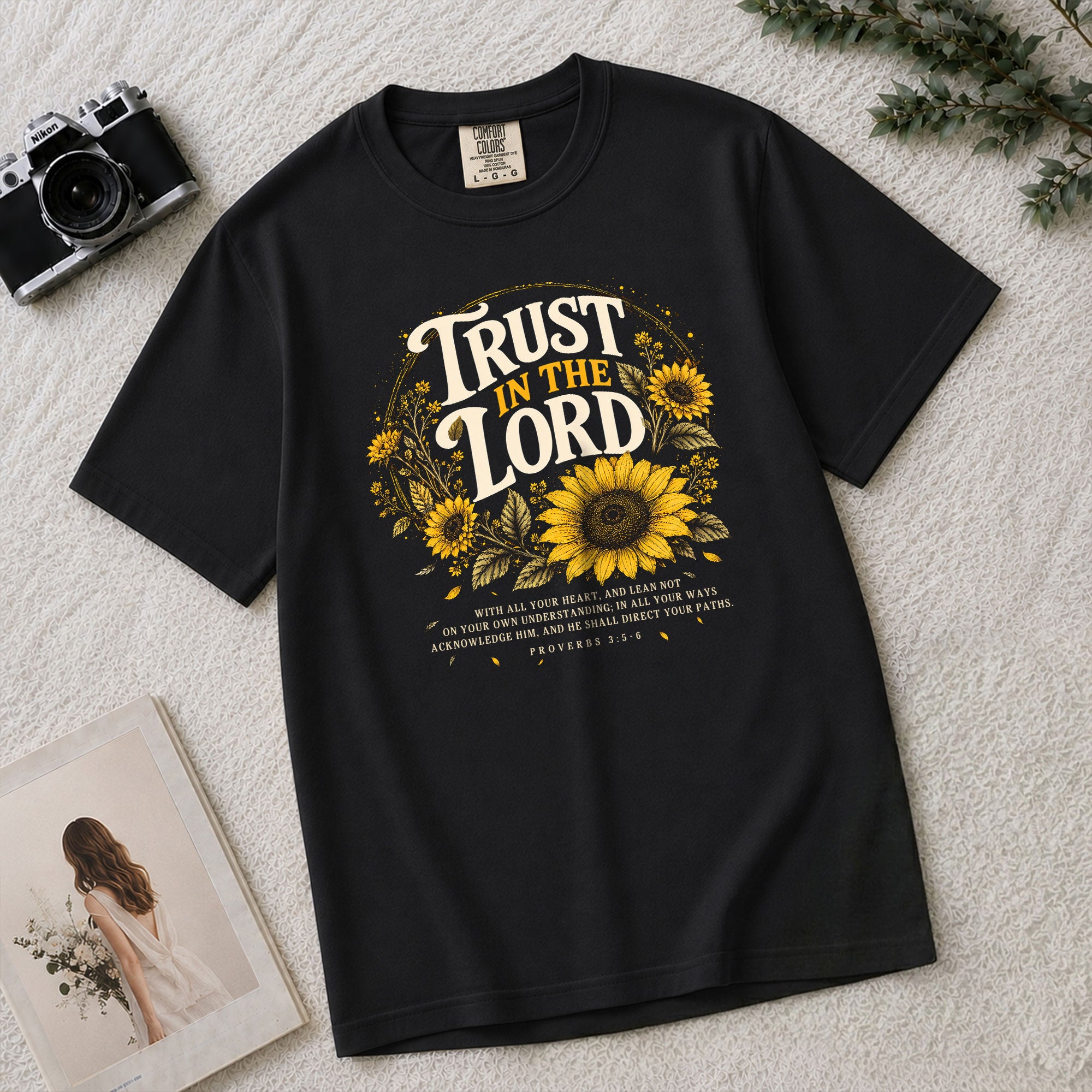 Trust In The Lord Christian Women Shirt Sunflower Faith Graphic Tee Bible Verse Aesthetic - Rust Field Wear