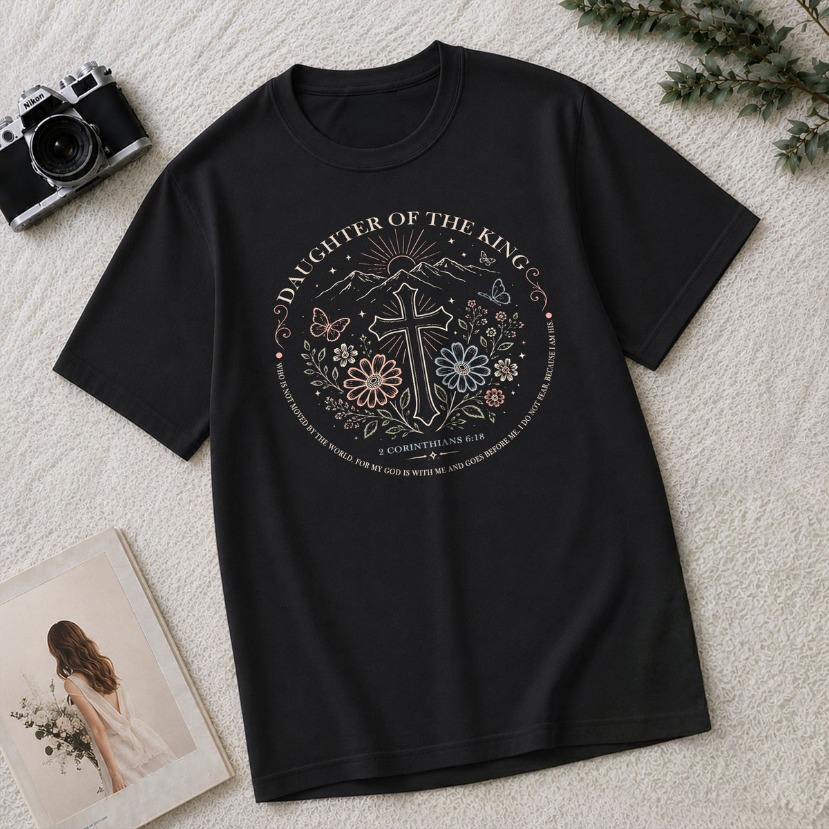 Devout Christian Daughter King Cross Aesthetic Women Graphic Tee Shirt Vintage Cotton - Rust Field Wear