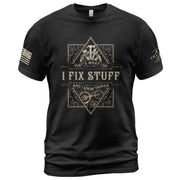 Men Graphic Scrollwork Frame T-Shirt I Fix Stuff And I Know Things Hammer Quote Tee