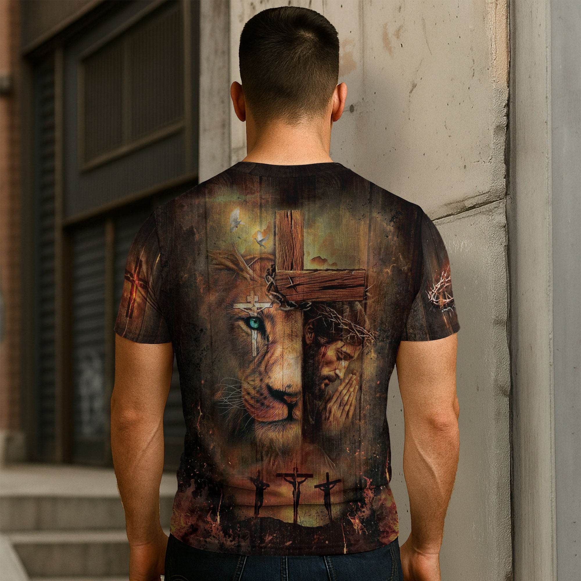 Faith Over Fear Lion & Cross Christian T-Shirt - Rust Field Wear