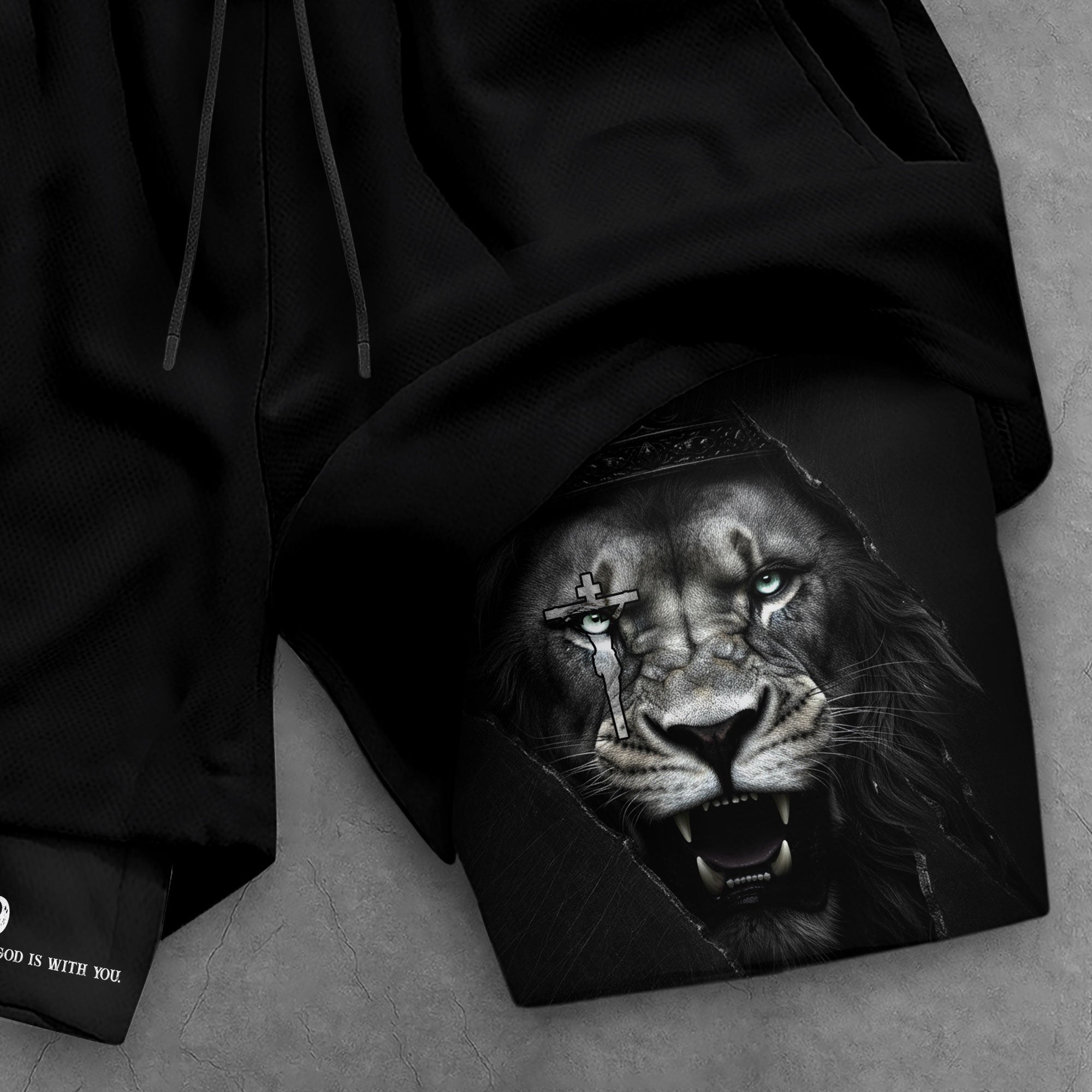 Joshua 1:9 Christian Gym Workout Shorts Men Lion of Judah Bible Verse Activewear