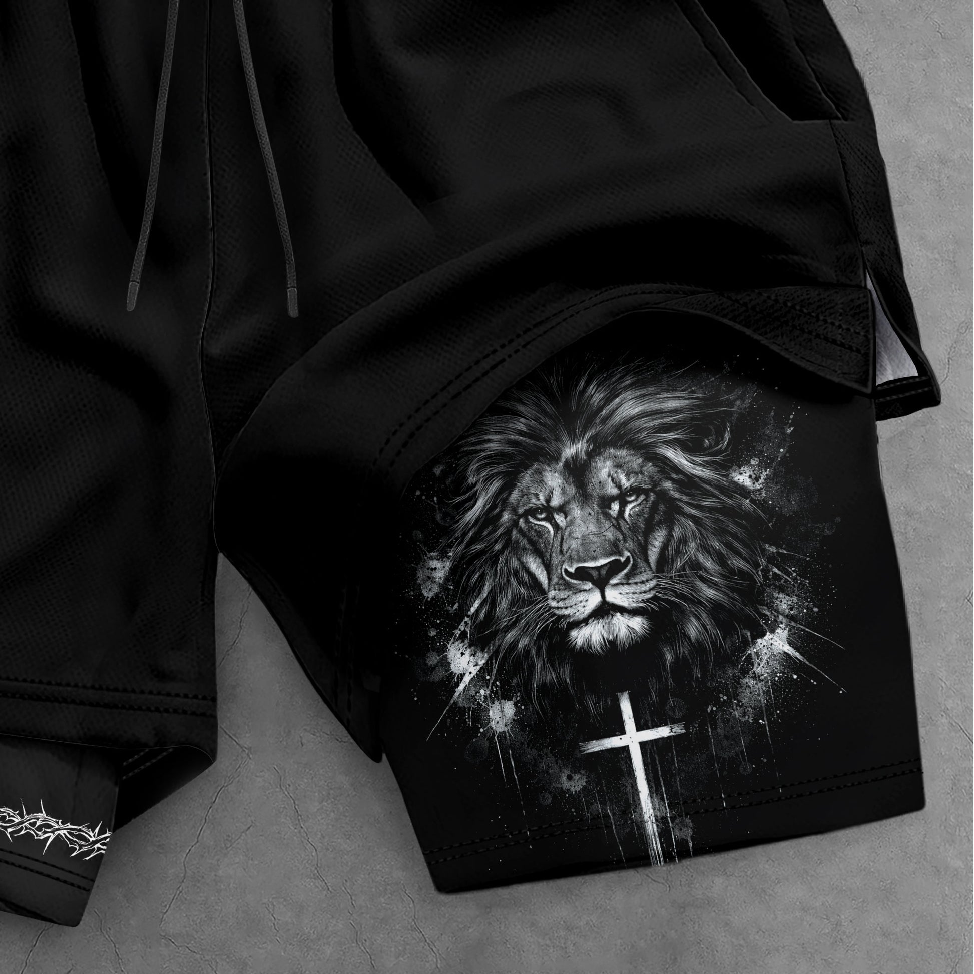 Joshua 1:9 Christian Men Gym Shorts Lion of Judah Athletic Activewear Gear - Rust Field Wear