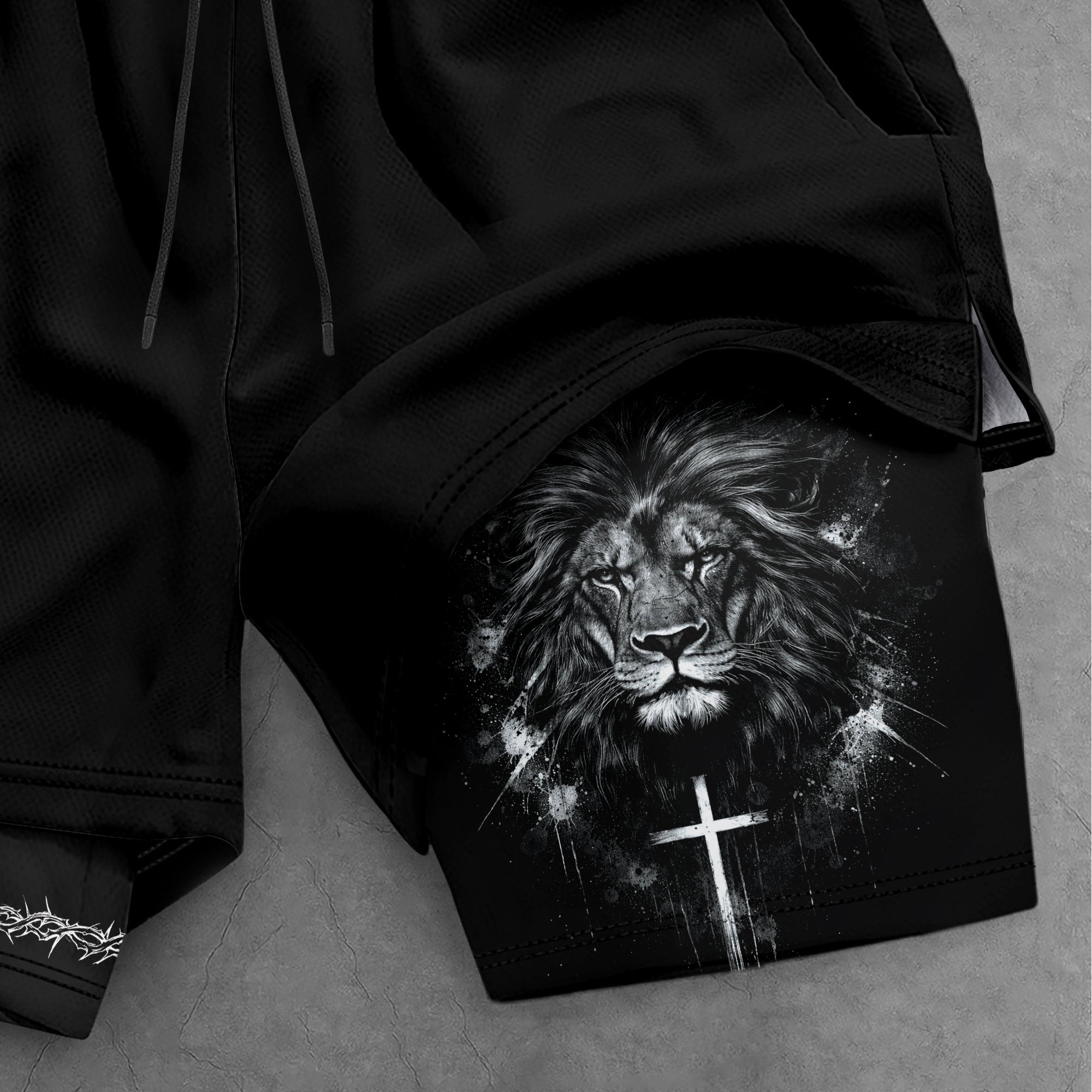 Joshua 1:9 Christian Men Gym Shorts Lion of Judah Athletic Activewear Gear - Rust Field Wear