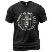 Trust In The Lord Proverbs 3:5 Lion Cross T-Shirt